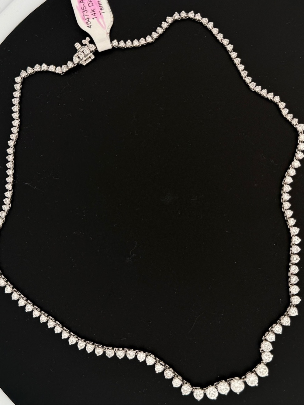 464735 - 14K white Gold Natural Diamond Tennis Necklace estimated 6.25 tcw